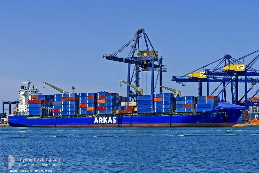 vento di tramontana (Container Ship) - IMO 9379351, MMSI 215418000, Call Sign 9HA5103 under the flag of Malta