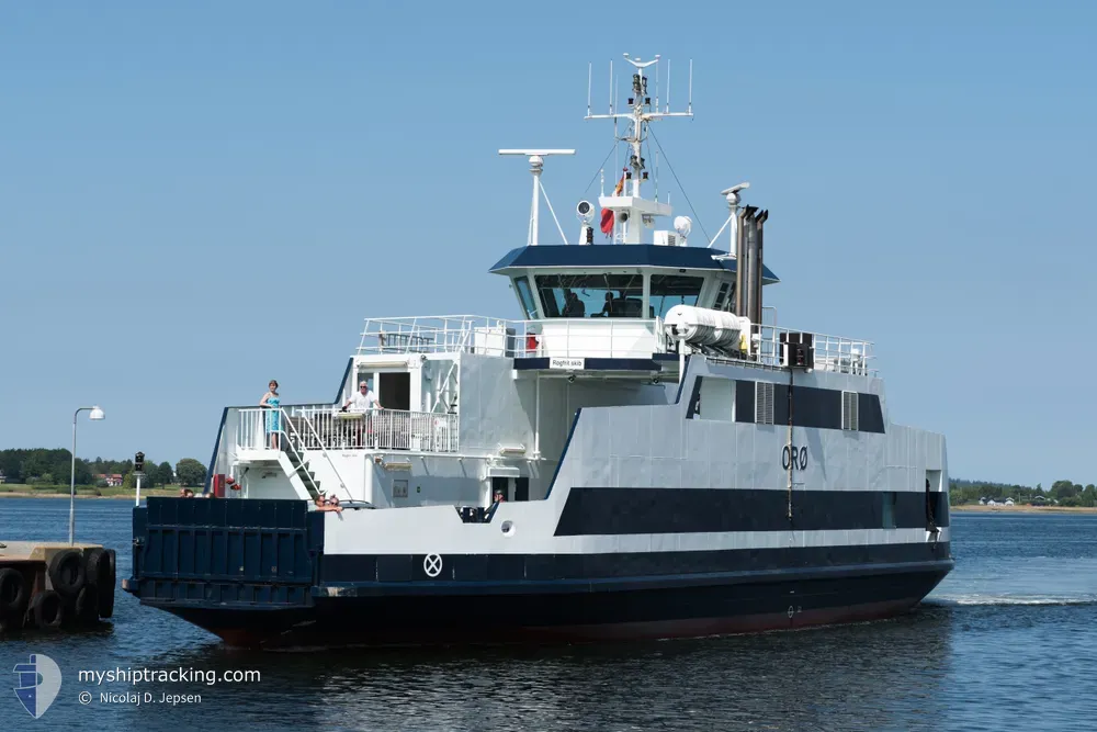 oro (Passenger/Ro-Ro Cargo Ship) - IMO 9287613, MMSI 219003141, Call Sign OUOE under the flag of Denmark