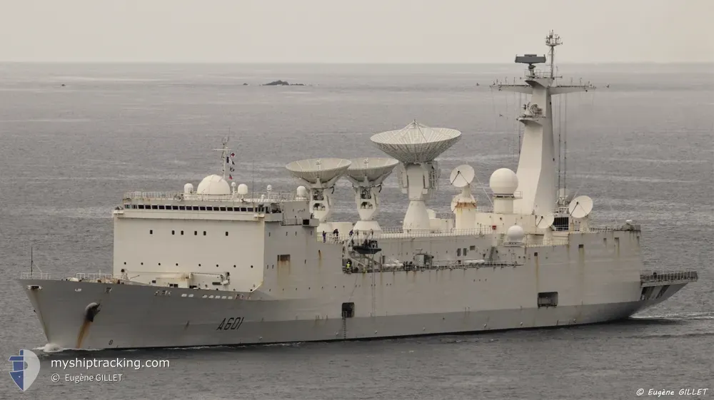 french navy ship (Unknown) - IMO -, MMSI 228709000, Call Sign FAME under the flag of France
