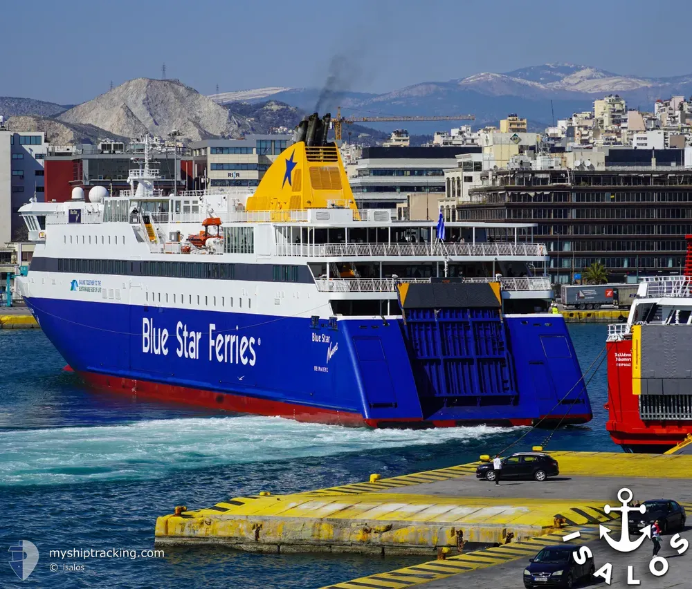 blue star naxos (Passenger/Ro-Ro Cargo Ship) - IMO 9241786, MMSI 239923000, Call Sign SZUI under the flag of Greece