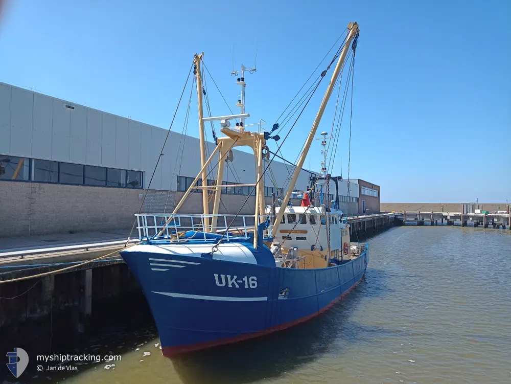 uk16 orion (Trawler) - IMO 8509519, MMSI 244634000, Call Sign PHHJ under the flag of Netherlands