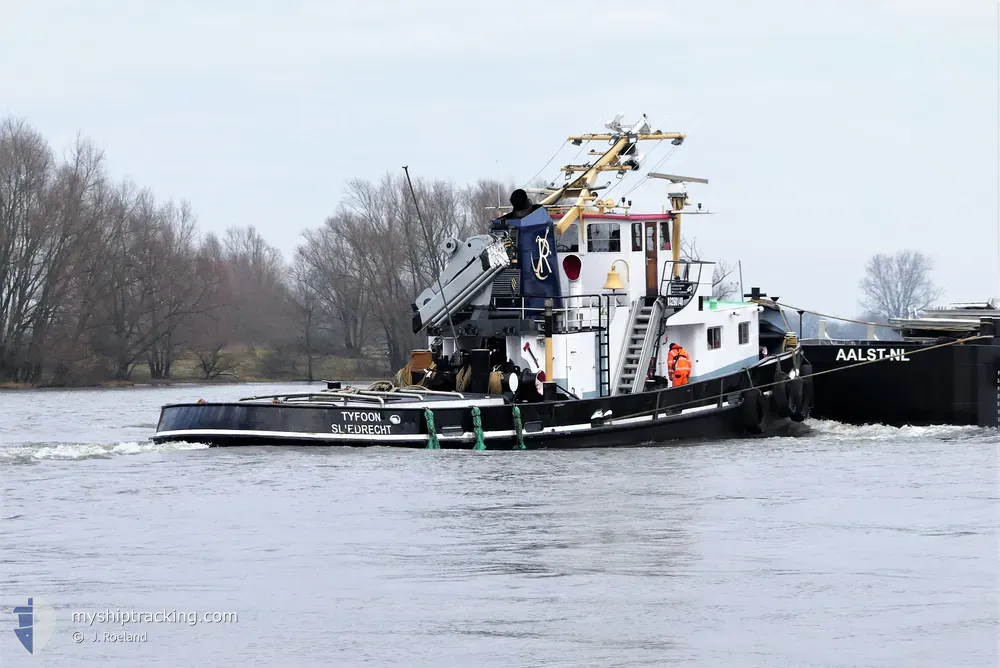 tyfoon (Tug) - IMO -, MMSI 244700606, Call Sign PI7208 under the flag of Netherlands
