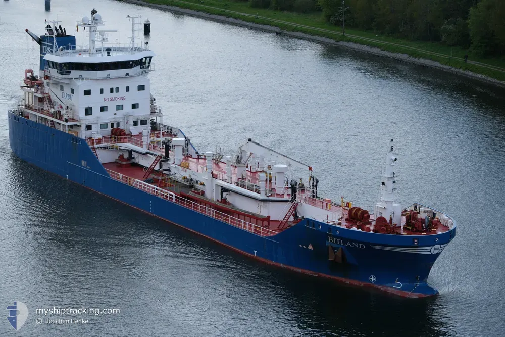 bitland (Bitumen Tanker) - IMO 9503914, MMSI 244784000, Call Sign PCXU under the flag of Netherlands