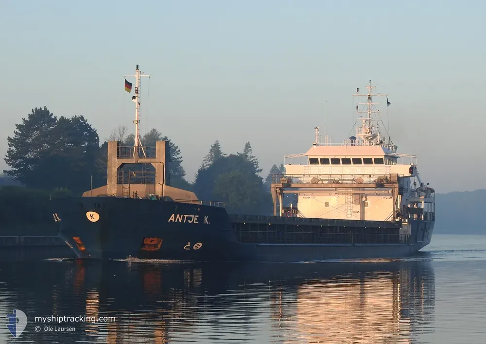 antje k (General Cargo Ship) - IMO 9198630, MMSI 245472000, Call Sign PBHS under the flag of Netherlands