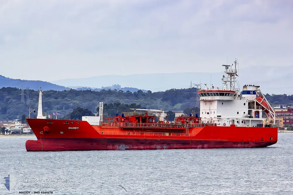 maddy (LPG Tanker) - IMO 9261578, MMSI 255802440, Call Sign CQPG under the flag of Madeira