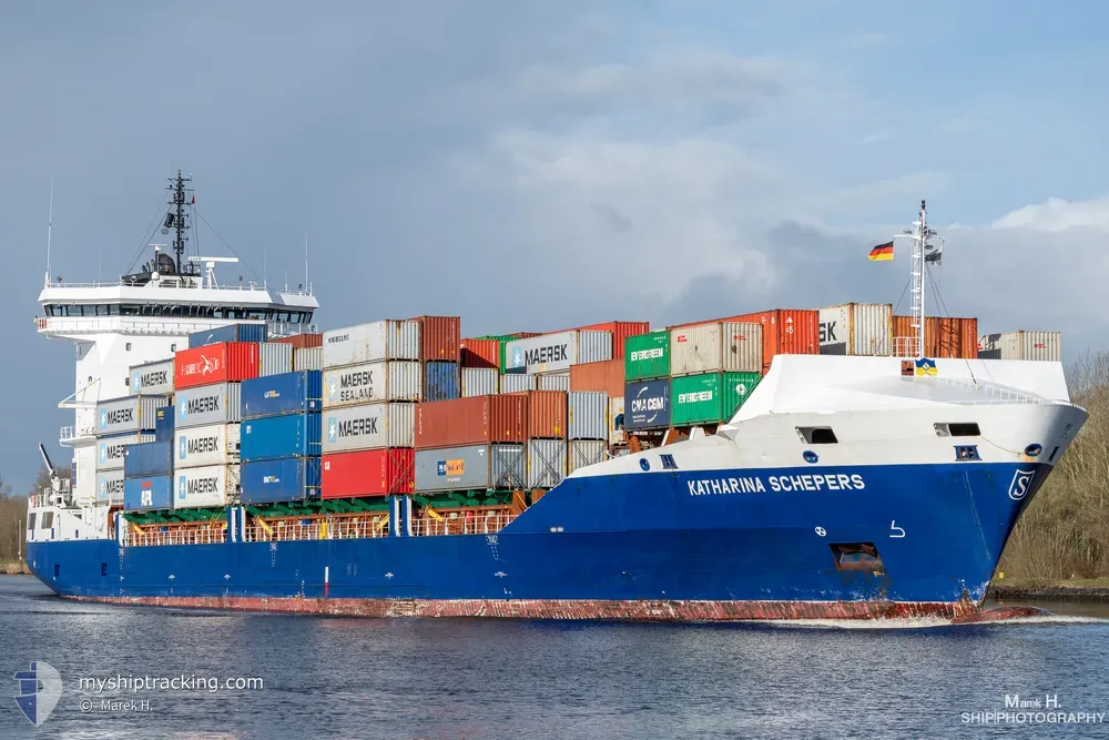 katharina schepers (Container Ship) - IMO 9584865, MMSI 255806525, Call Sign CQEZ2 under the flag of Madeira