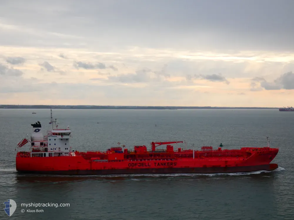bow tungsten (Chemical/Oil Products Tanker) - IMO 9777400, MMSI 257290000, Call Sign LADI8 under the flag of Norway