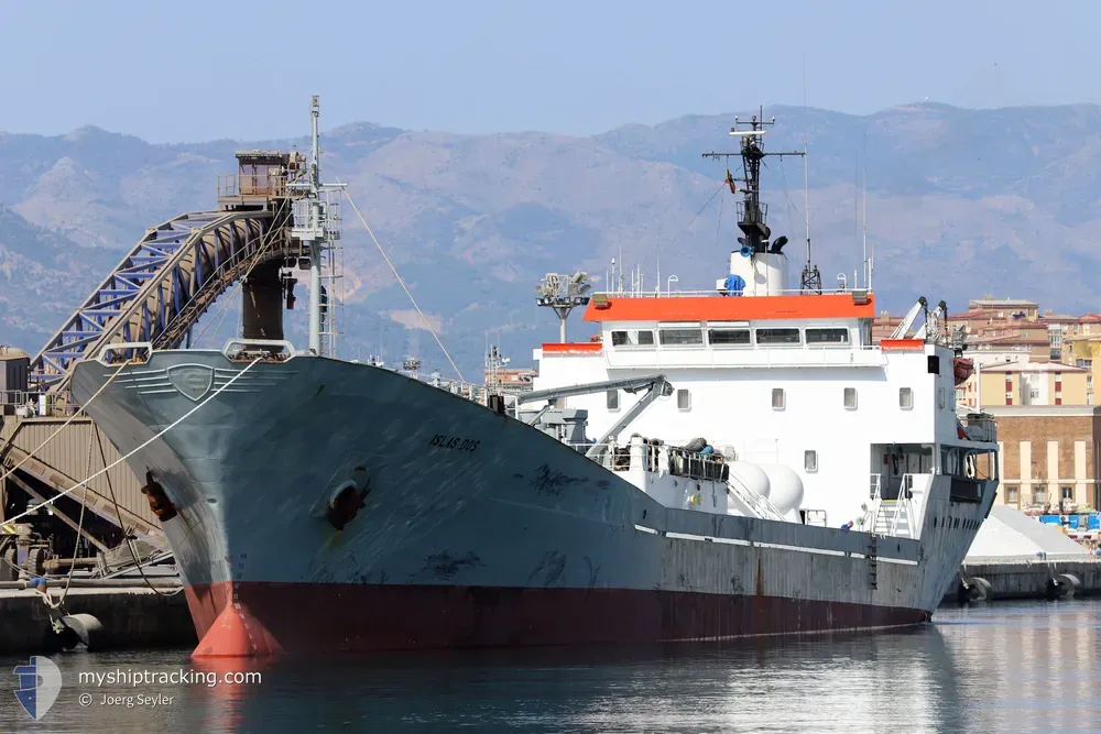 islas dos (Cement Carrier) - IMO 7391783, MMSI 351774000, Call Sign H9HI under the flag of Panama