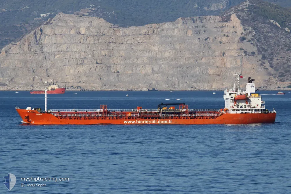 erdek (Chemical/Oil Products Tanker) - IMO 9175767, MMSI 374554000, Call Sign 3EOM7 under the flag of Panama
