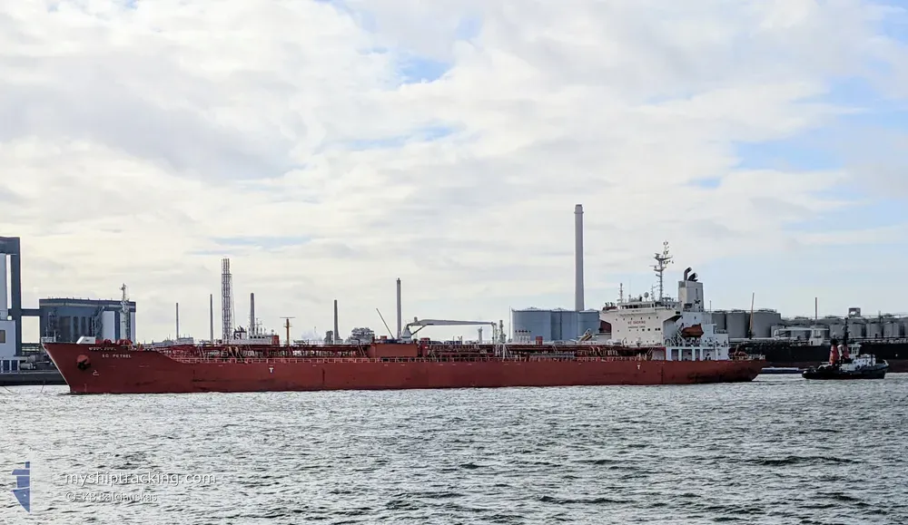 sc petrel (Chemical/Oil Products Tanker) - IMO 9746176, MMSI 477129500, Call Sign VRPR8 under the flag of Hong Kong