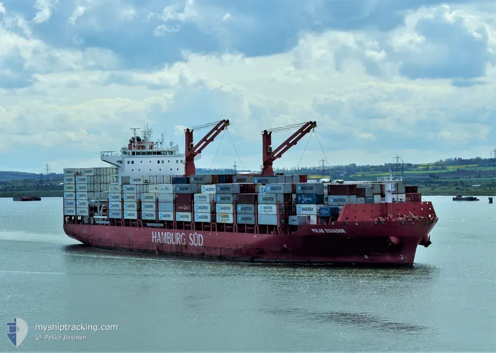 polar ecuador (Container Ship) - IMO 9786774, MMSI 563050500, Call Sign 9V8896 under the flag of Singapore