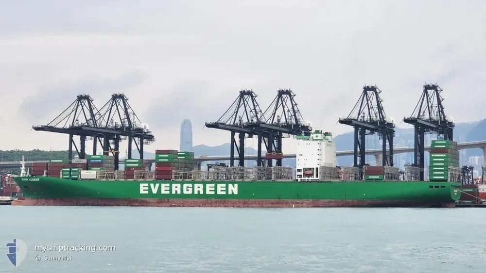ever lucent (Container Ship) - IMO 9629067, MMSI 564345000, Call Sign 9V9792 under the flag of Singapore