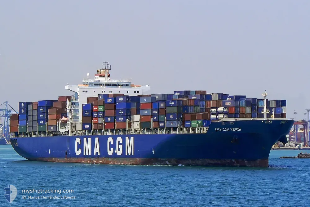 gsl vinia (Container Ship) - IMO 9280653, MMSI 636015686, Call Sign D5CF6 under the flag of Liberia